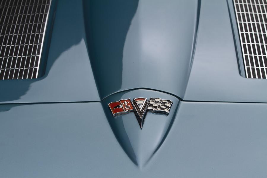  Chevrolet Corvette Split Window Coupe 1963 года  (фото 14 из 25)